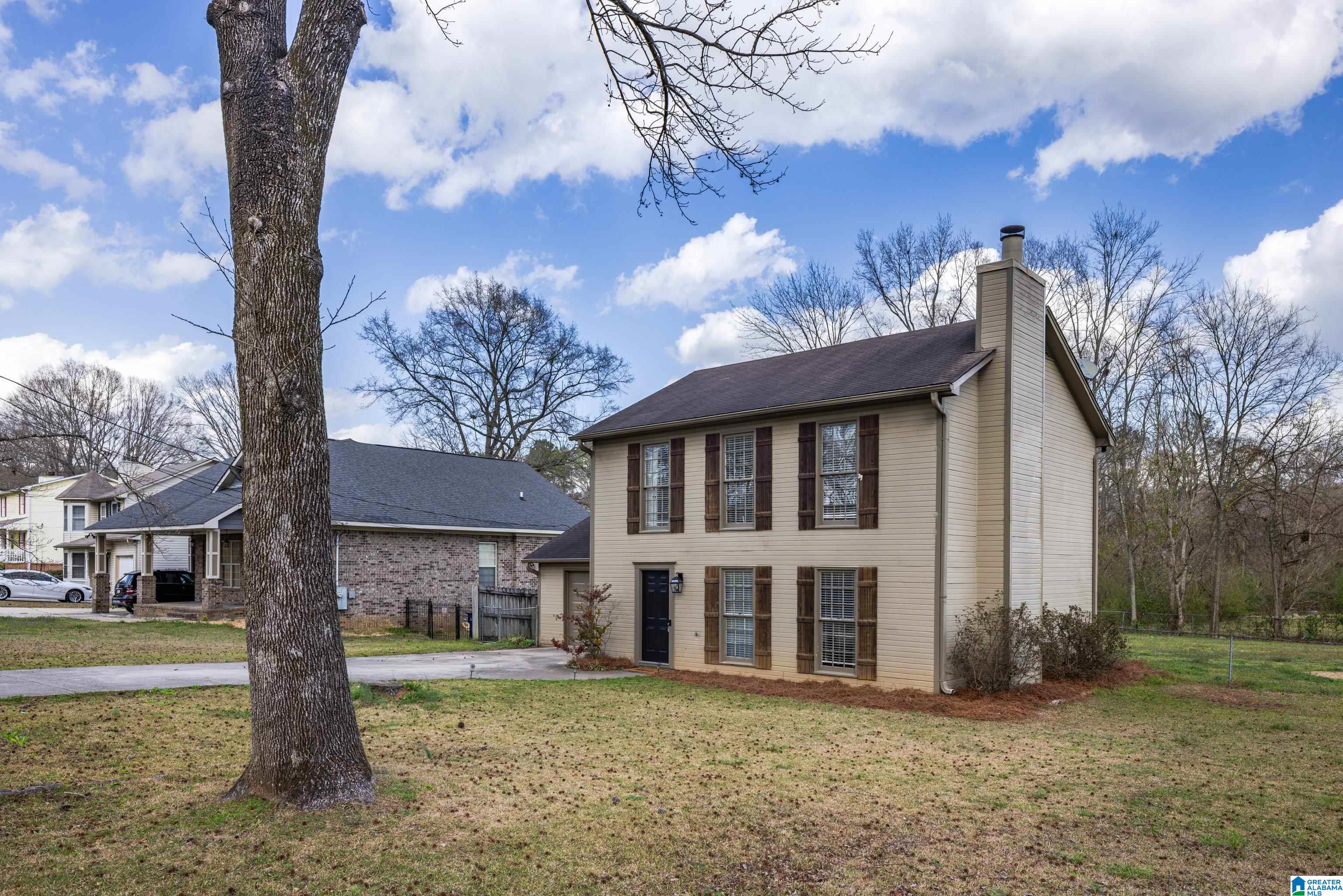 203 7th Street Northwest Alabaster, AL 35007 - Photo 3 of 28