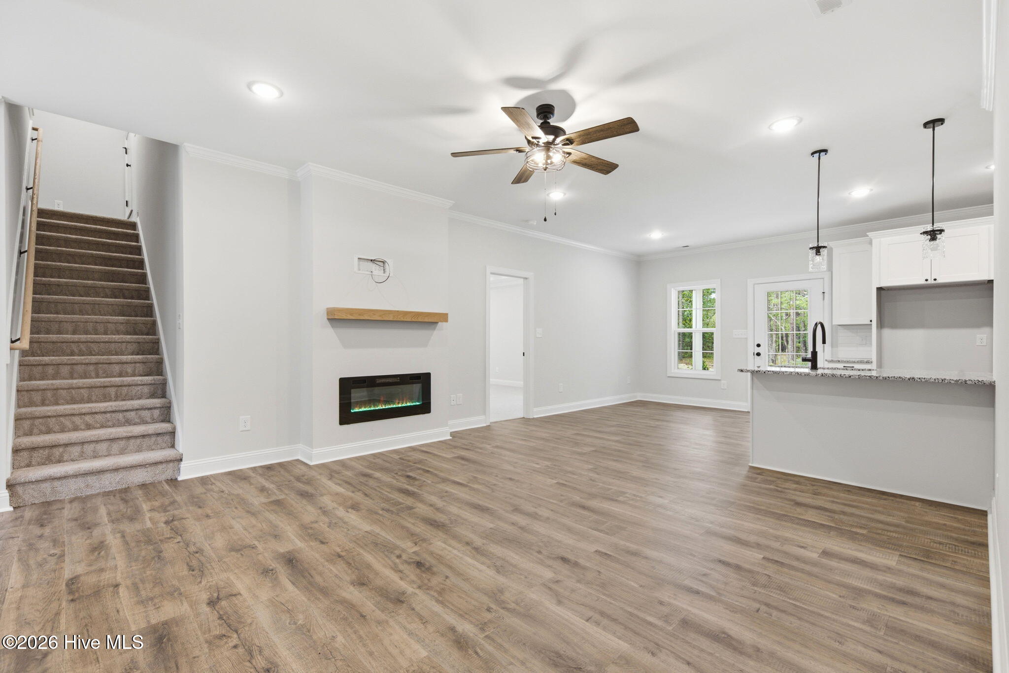 30421 East Lake Road Wagram, NC 28396 - Photo 10 of 42