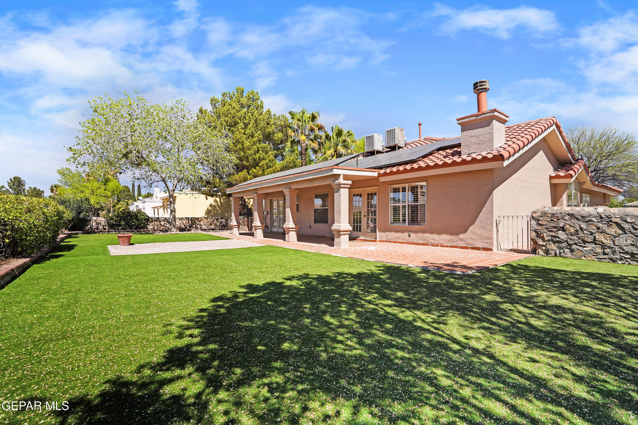 660 Rosinante Road El Paso, TX 79922 - Photo 35 of 43 a front view of a house with garden