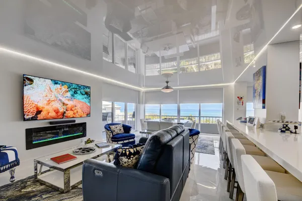 $8,500 | 5510 North Ocean Drive, Unit 2C, Singer Island, FL 33404