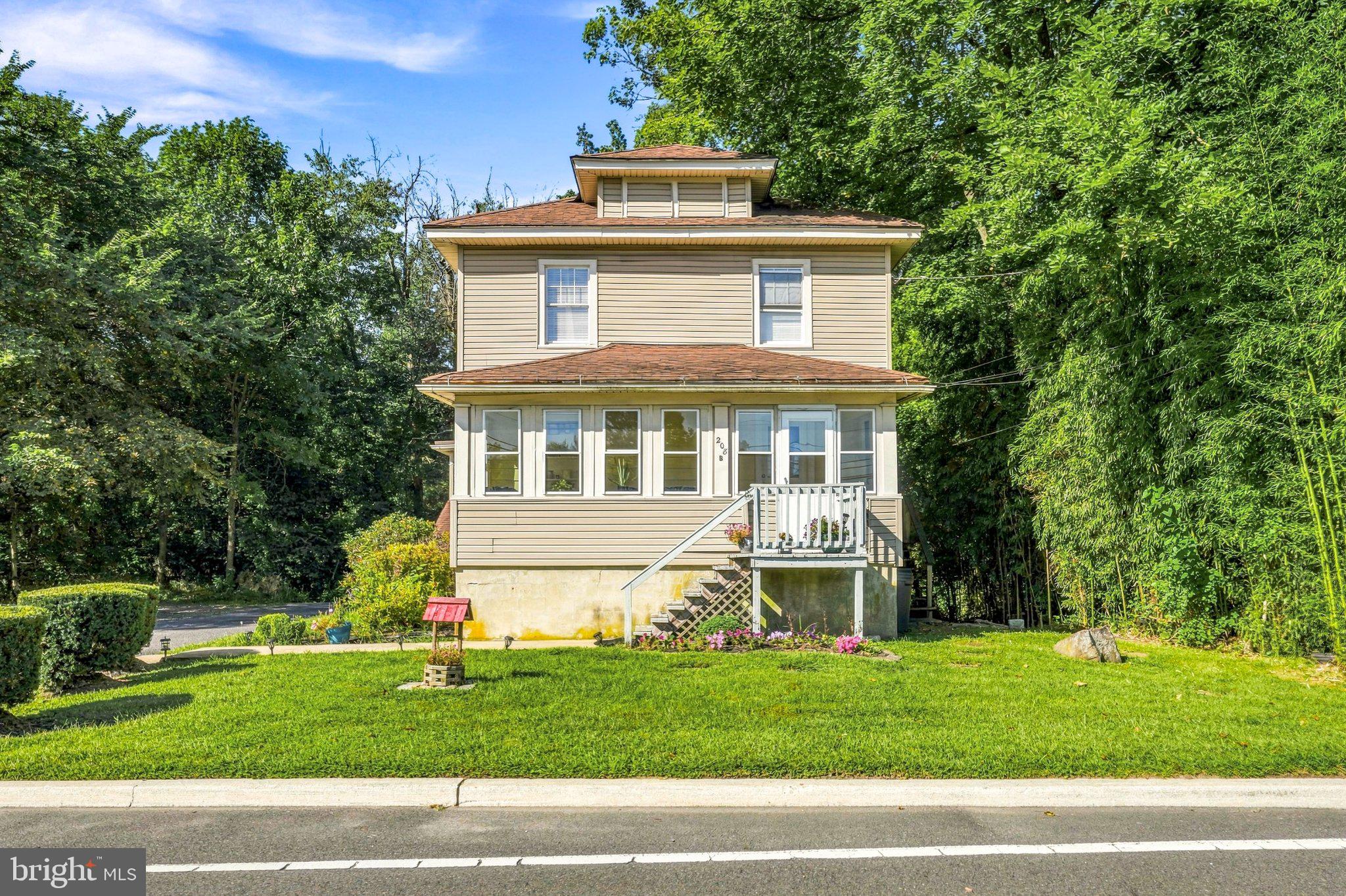 208 Hartford Road Mount Laurel, NJ 08054 - Photo 2 of 34 Gallery Image 2