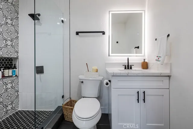 a house view with a outdoor space