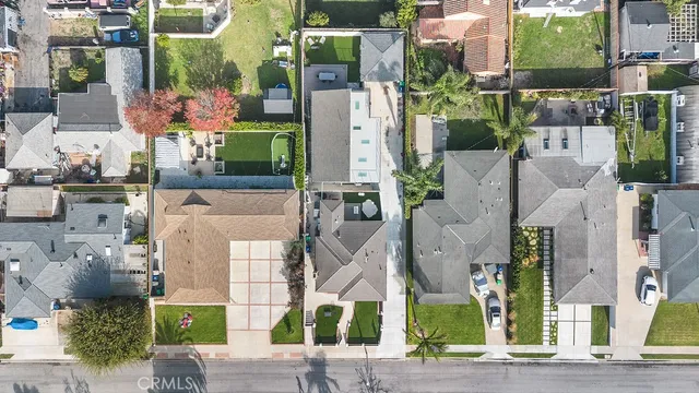 $2,850,000 | 236 Camellia Lane, Costa Mesa, CA 92627
