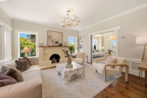 $1,485,000 | 5765 Manila Avenue, Oakland, CA 94618