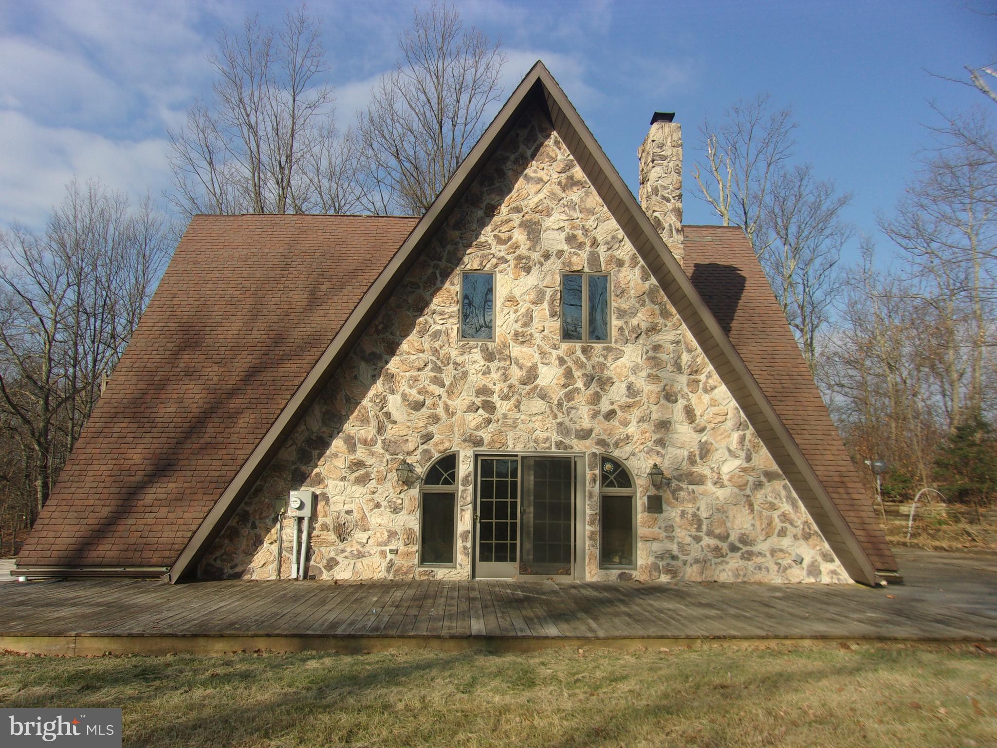696 Huckleberry Road New Bloomfield, PA 17068 - Photo 2 of 75 Gallery Image 2