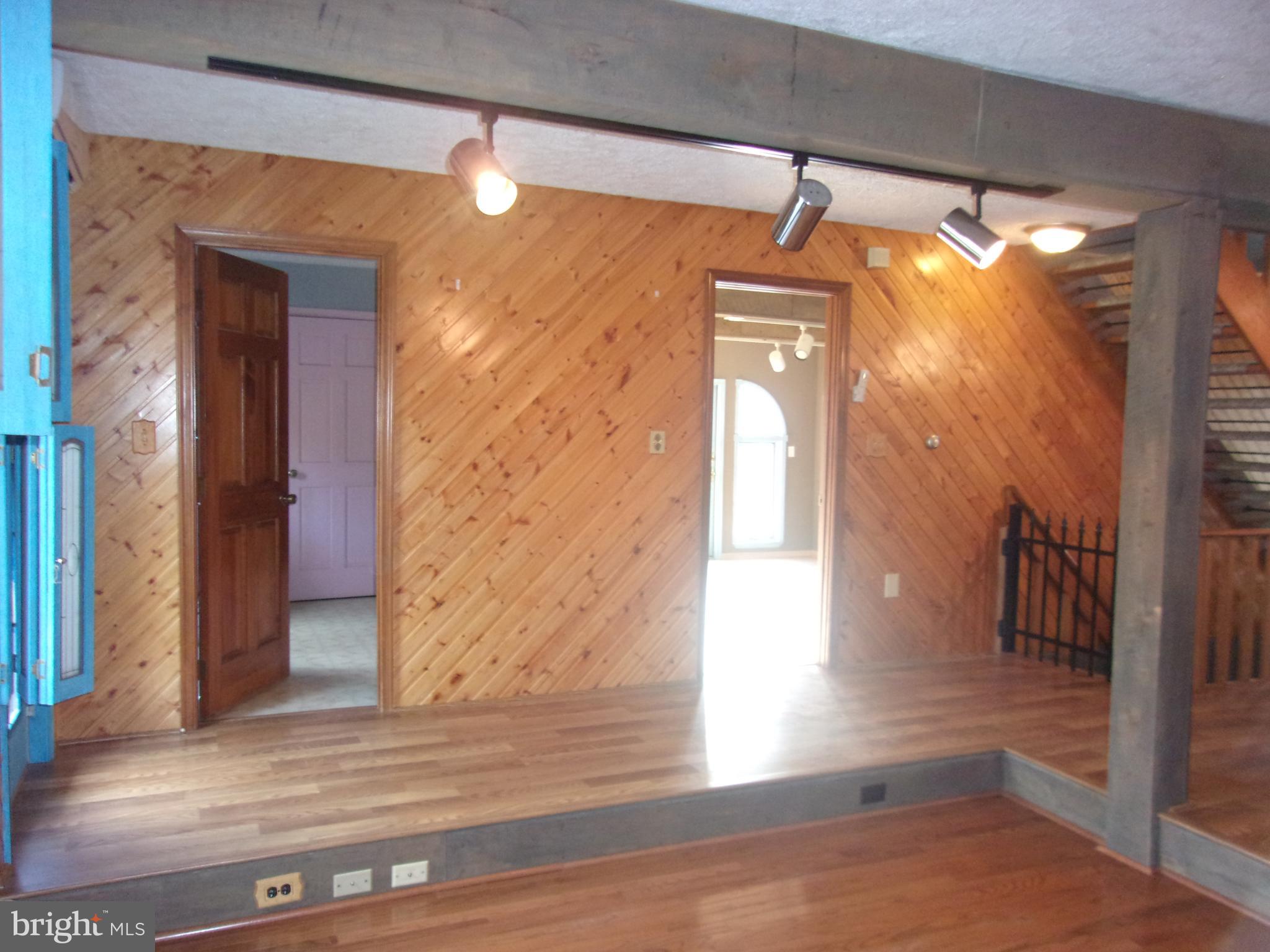 696 Huckleberry Road New Bloomfield, PA 17068 - Photo 11 of 75 Gallery Image 11