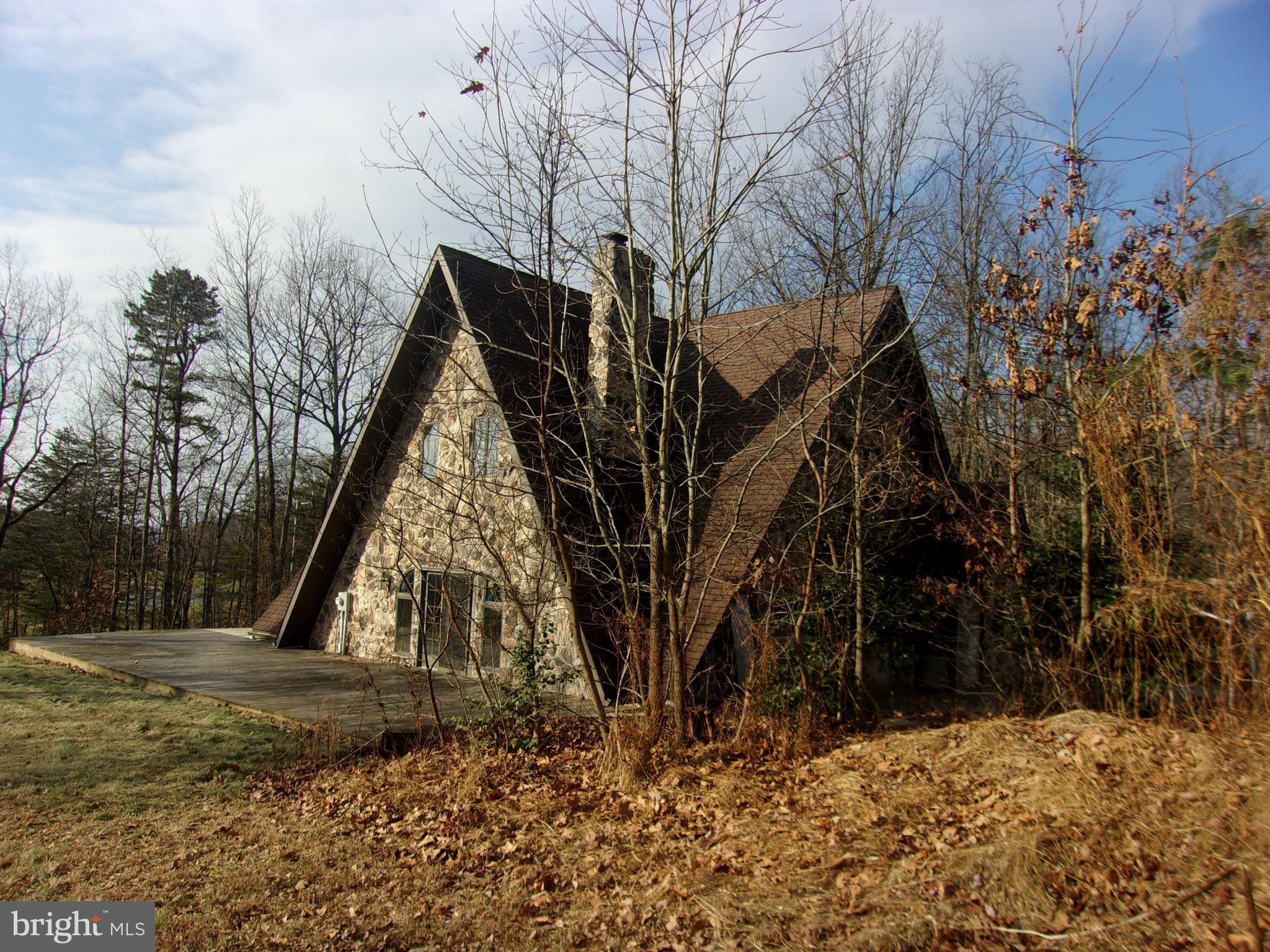 696 Huckleberry Road New Bloomfield, PA 17068 - Photo 4 of 75 Gallery Image 4