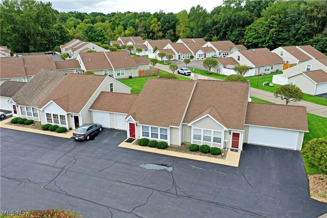3287 Pheasant Run Road, Unit B Cortland, OH 44410 - Photo 6 of 45 Additional content