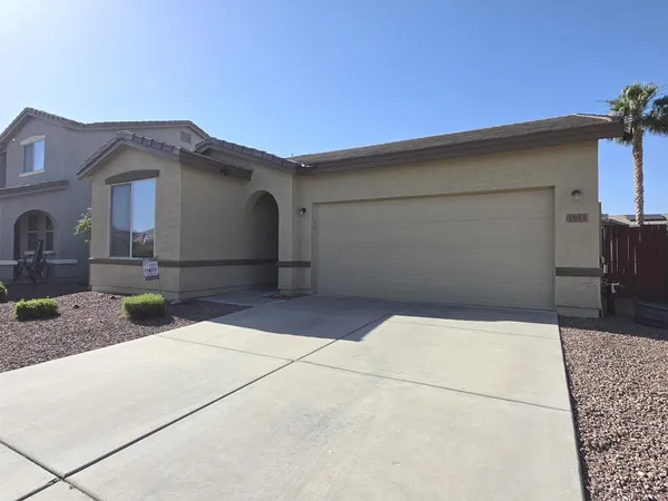 $1,995 | 1911 West Half Moon Circle, San Tan Valley, AZ 85144