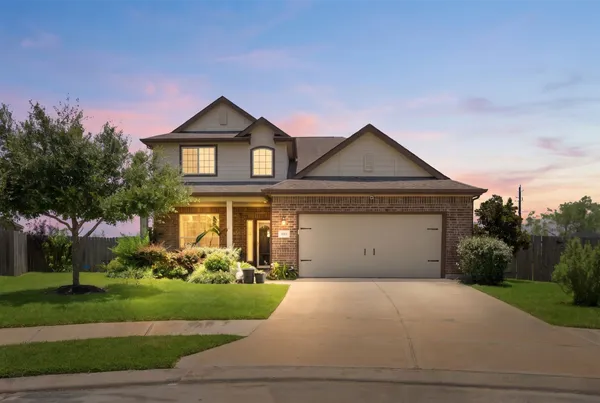 $350,000 | 693 Forest Bend Lane, La Marque, TX 77568