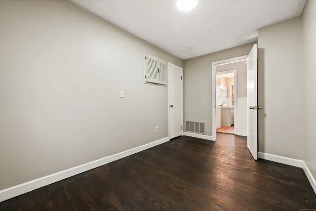 $2,300 | 30 Doran Street, Waterbury, CT 06704