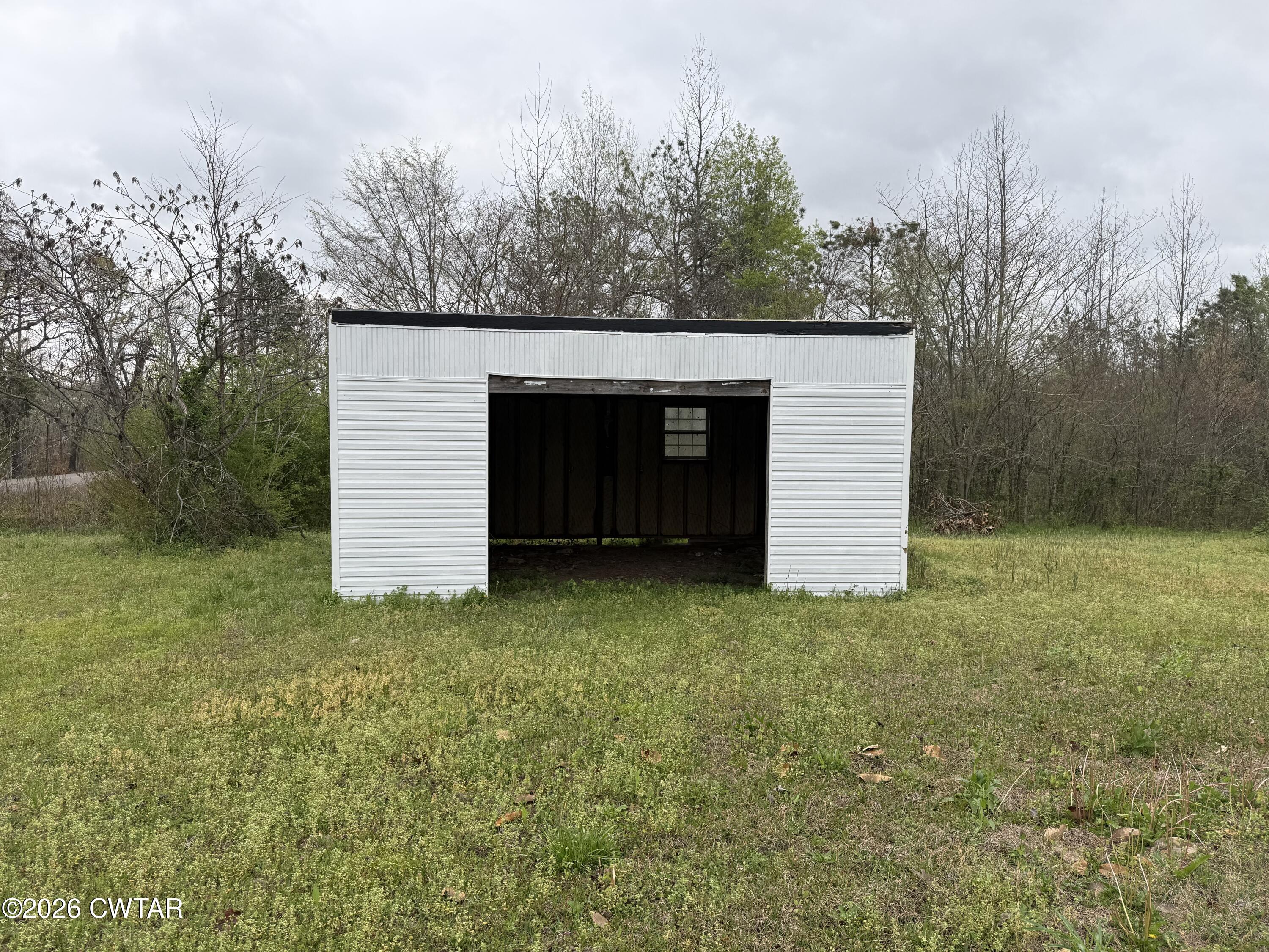 1907 Elmer Cox Road Bethel Springs, TN 38315 - Photo 14 of 20 Carport