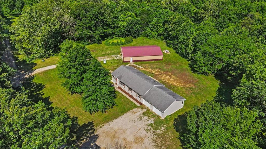 39232 Fitch Road Richmond, MO 64085 - Photo 1 of 33