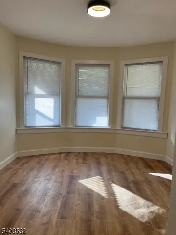 a view of empty room with window