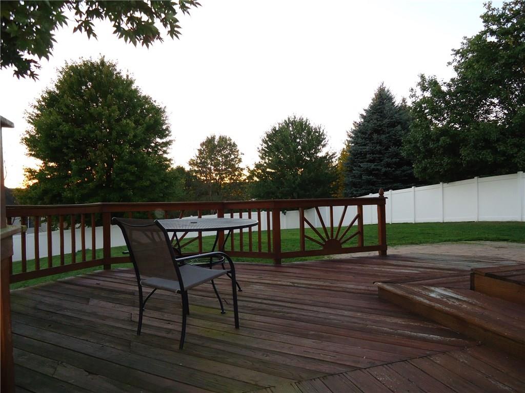 616 Hemlock Road Coraopolis, PA 15108 - Photo 20 of 25 Deck