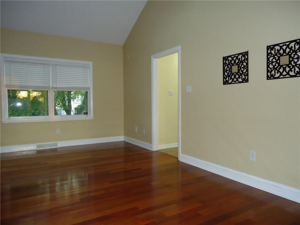616 Hemlock Road Coraopolis, PA 15108 - Photo 10 of 25 Family Room