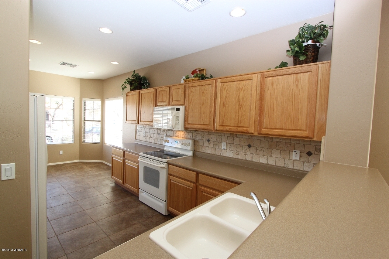 44857 Portabello Road Maricopa, AZ 85139 - Photo 5 of 38 porto 008