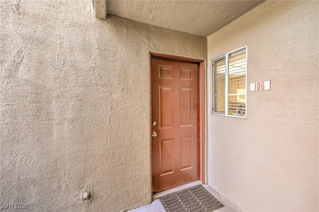 $1,250 | 1909 Desert Falls Court, Unit 106, Las Vegas, NV 89128