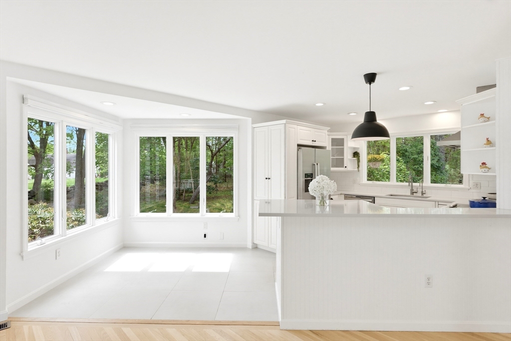 7 Shadow Farm Lane Rochester, MA 02770 - Photo 10 of 40