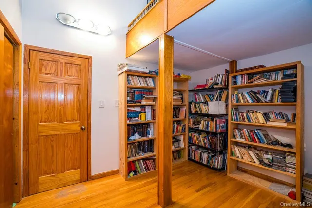 $1,399,000 | 3056 Independence Avenue | Spuyten Duyvil