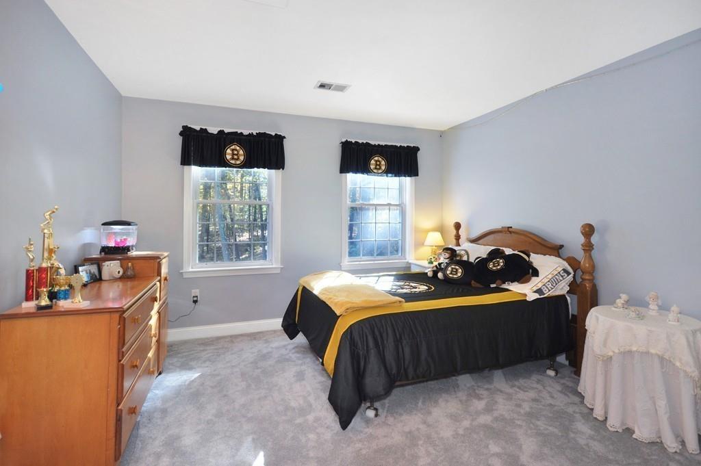 233 Raymond Road Marlborough, MA 01752 - Photo 14 of 31 Gallery Image 14