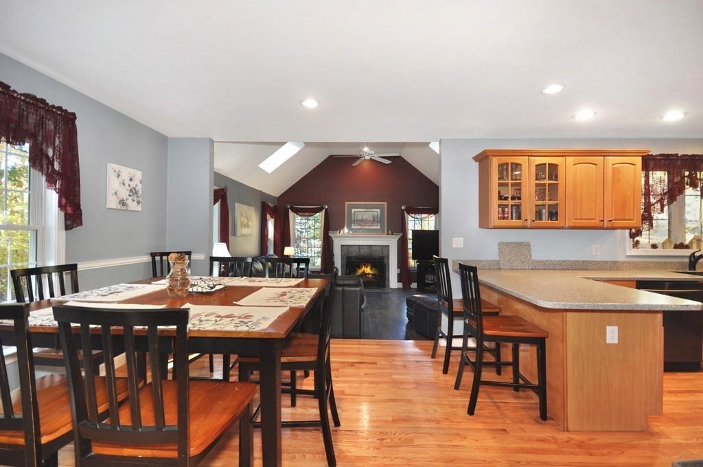 233 Raymond Road Marlborough, MA 01752 - Photo 9 of 31 Gallery Image 9