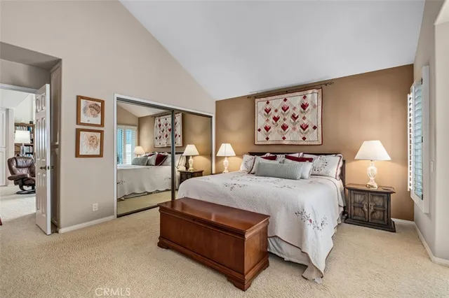 $1,449,900 | 19373 Peachtree Lane, Huntington Beach, CA 92648