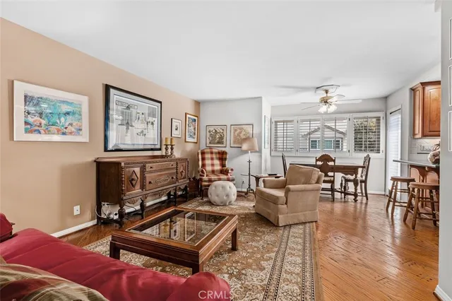 $1,449,900 | 19373 Peachtree Lane, Huntington Beach, CA 92648