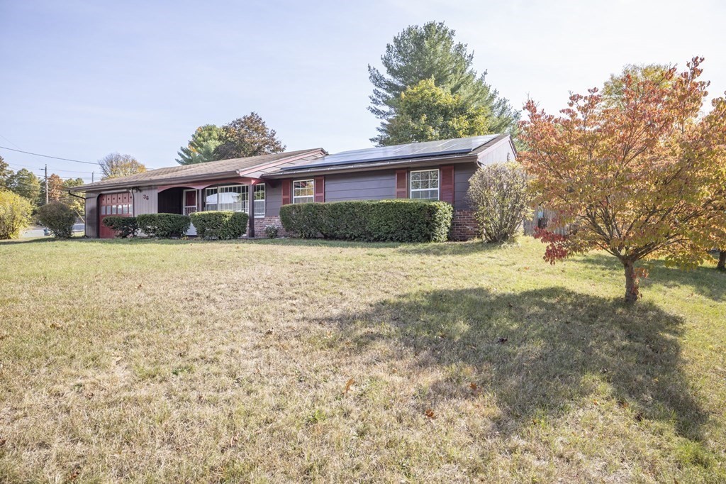 36 Paul Road Bellingham, MA 02019 - Photo 3 of 27 Gallery Image 3
