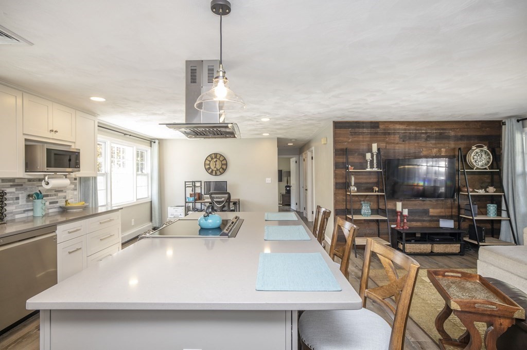 36 Paul Road Bellingham, MA 02019 - Photo 8 of 27 Gallery Image 8