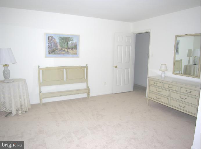819 Ridge Drive McLean, VA 22101 - Photo 12 of 17 Bedroom