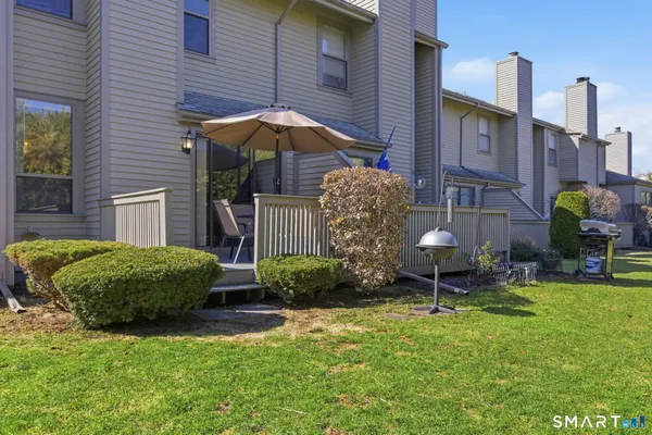 $290,000 | 246 Metacomet Drive, Unit 246, Meriden, CT 06450