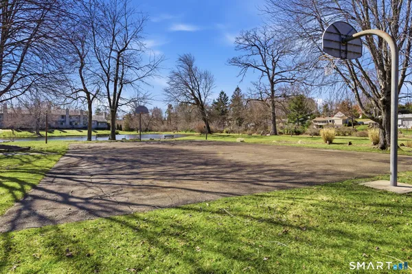 $290,000 | 246 Metacomet Drive, Unit 246, Meriden, CT 06450