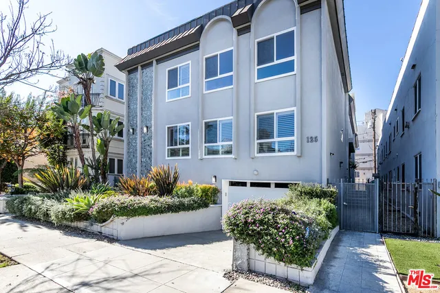 $6,500 | 125 South Elm Drive, Unit 201, Beverly Hills, CA 90212