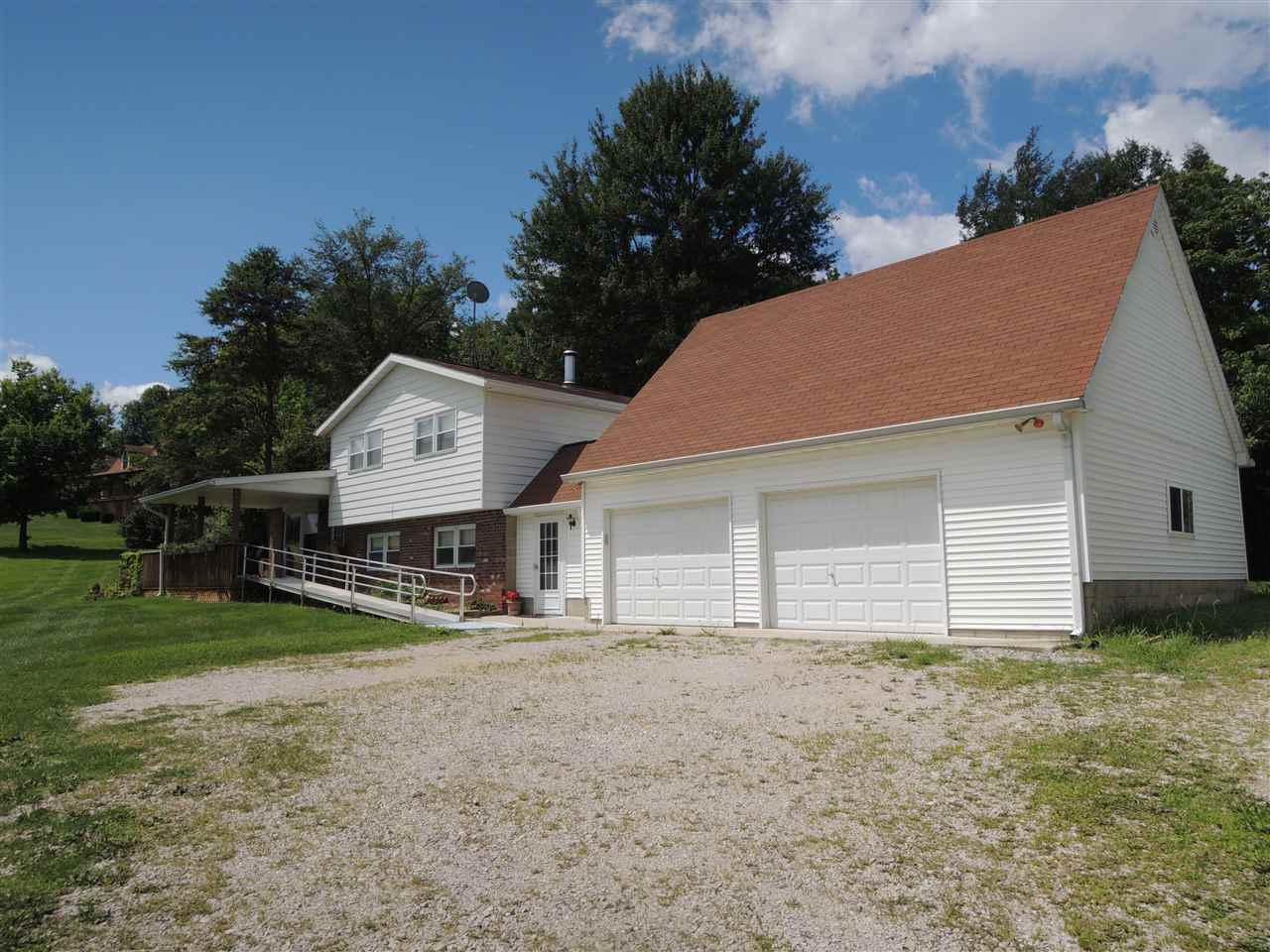 4855 North Louden Road Bloomington, IN 47404 - Photo 1 of 34