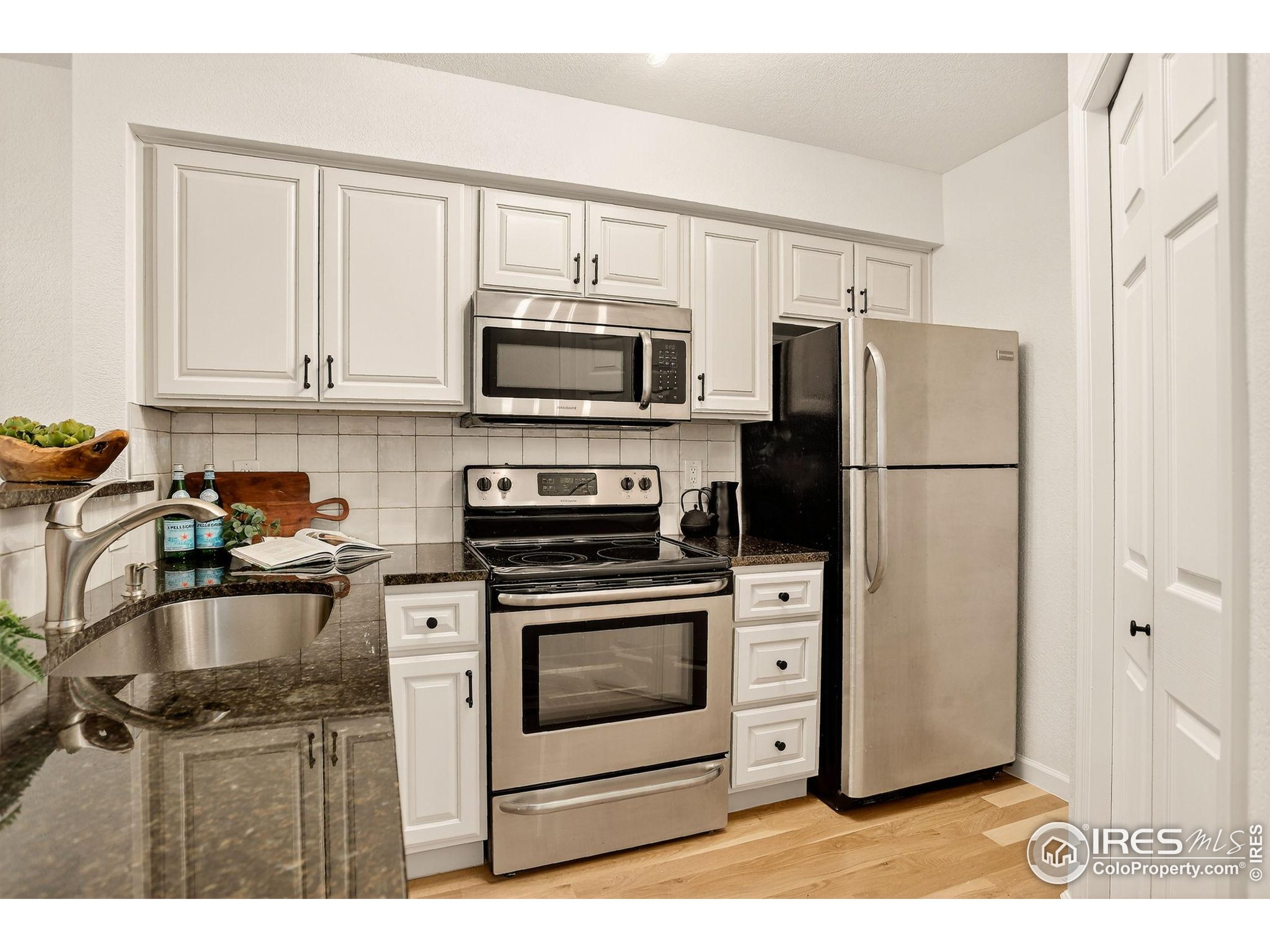 5128 Buckingham Road Boulder, CO 80301 - Photo 4 of 20