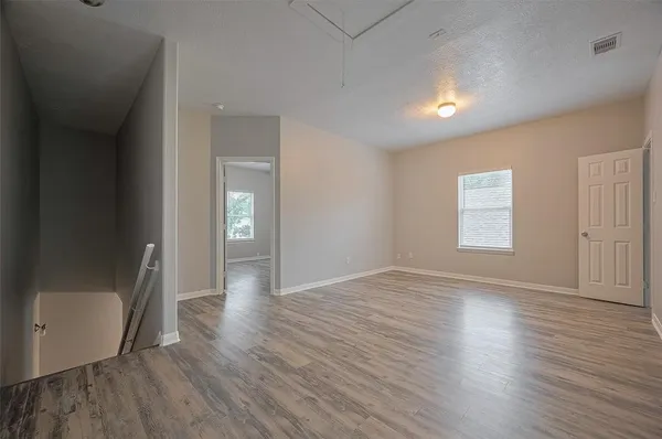 $1,950 | 5009 Willow Point Drive, Conroe, TX 77303
