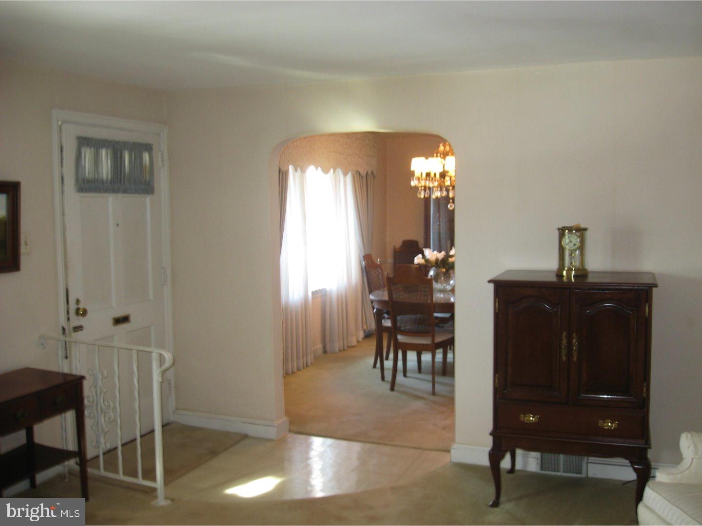 226 Glen Arbor Road Havertown, PA 19083 - Photo 4 of 16 Gallery Image 4