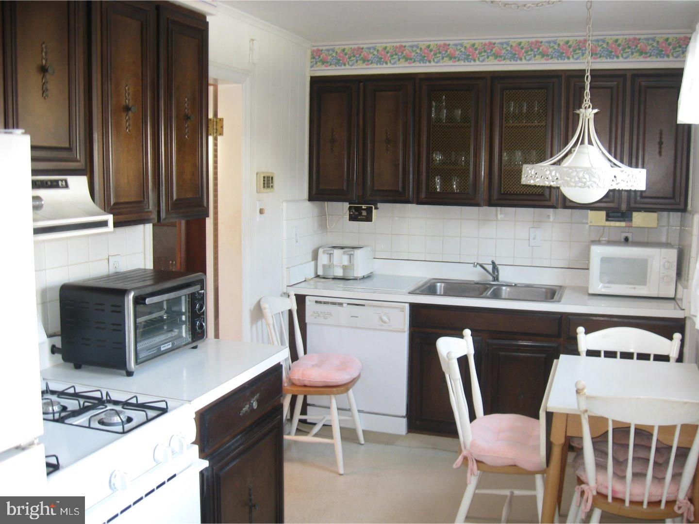 226 Glen Arbor Road Havertown, PA 19083 - Photo 7 of 16 Gallery Image 7