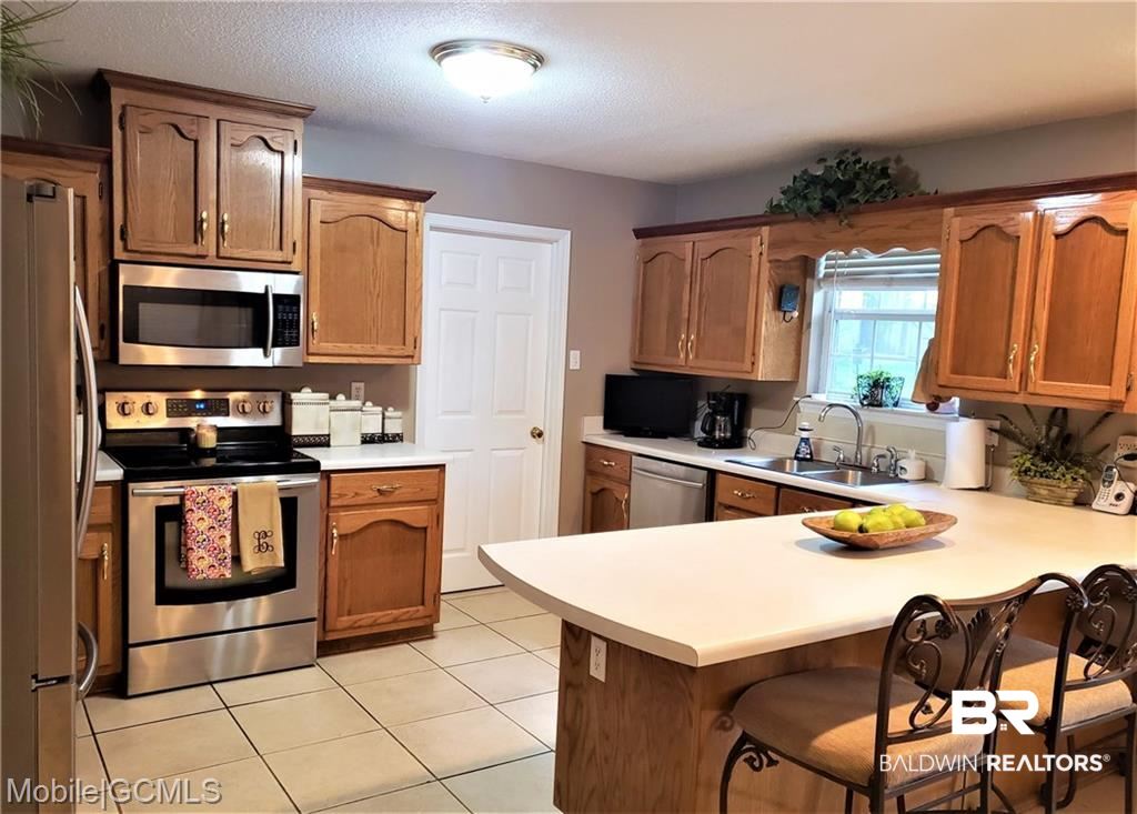 134 Richmond Road Daphne, AL 36526 - Photo 3 of 11