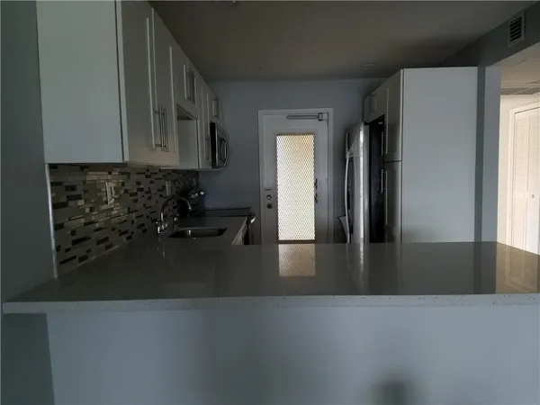 $2,400 | 3100 North Course Lane, Unit 210, Pompano Beach, FL 33069