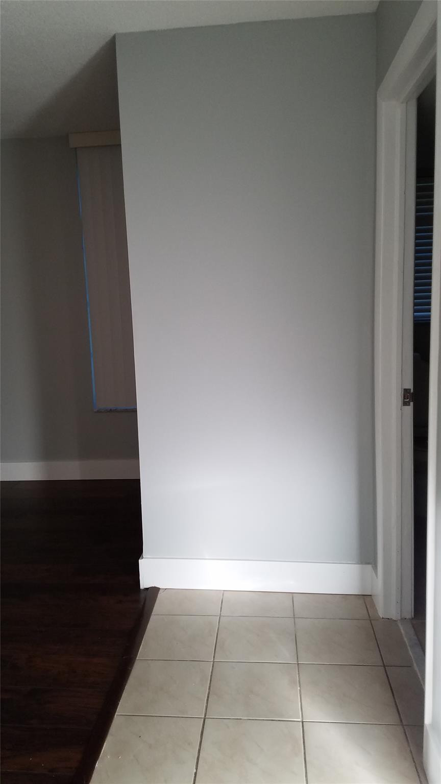 3100 North Course Lane, Unit 210 Pompano Beach, FL 33069 - Photo 10 of 28 a view of entryway