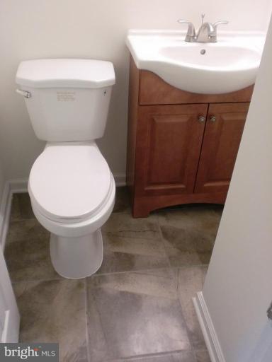 8722 Ridge Hollow Court Springfield, VA 22152 - Photo 11 of 18 Half Bath 1