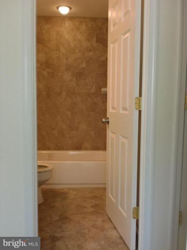 8722 Ridge Hollow Court Springfield, VA 22152 - Photo 15 of 18 Bath #2