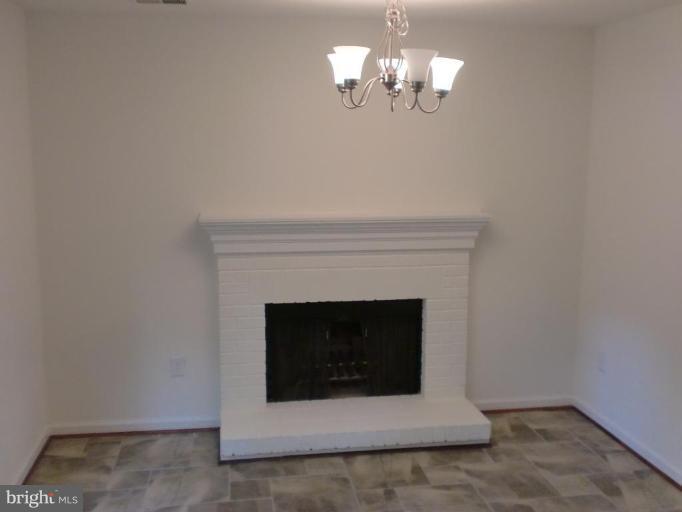 8722 Ridge Hollow Court Springfield, VA 22152 - Photo 4 of 18 Fireplace