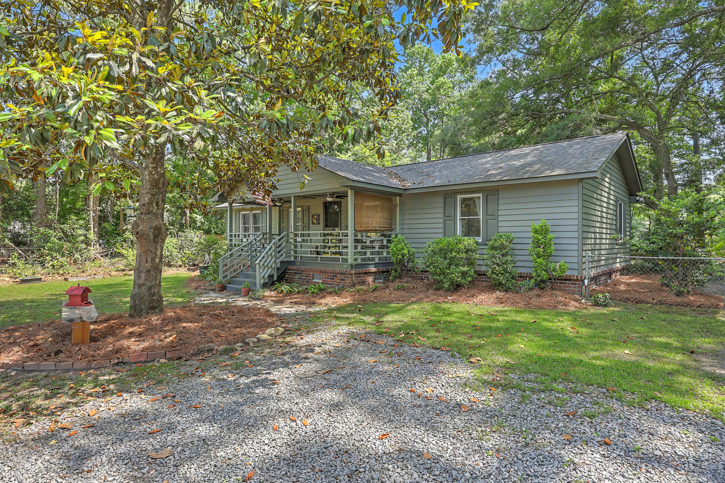 5709 Old Jacksonboro Road Ravenel, SC 29470 - Photo 32 of 34 So Lovely...