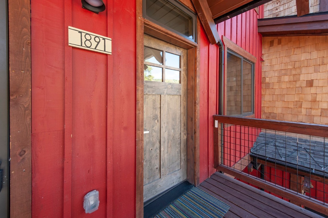 102 Lake Ridge Circle, Unit 1891 Keystone, CO 80435 - Photo 11 of 34 a view of front door