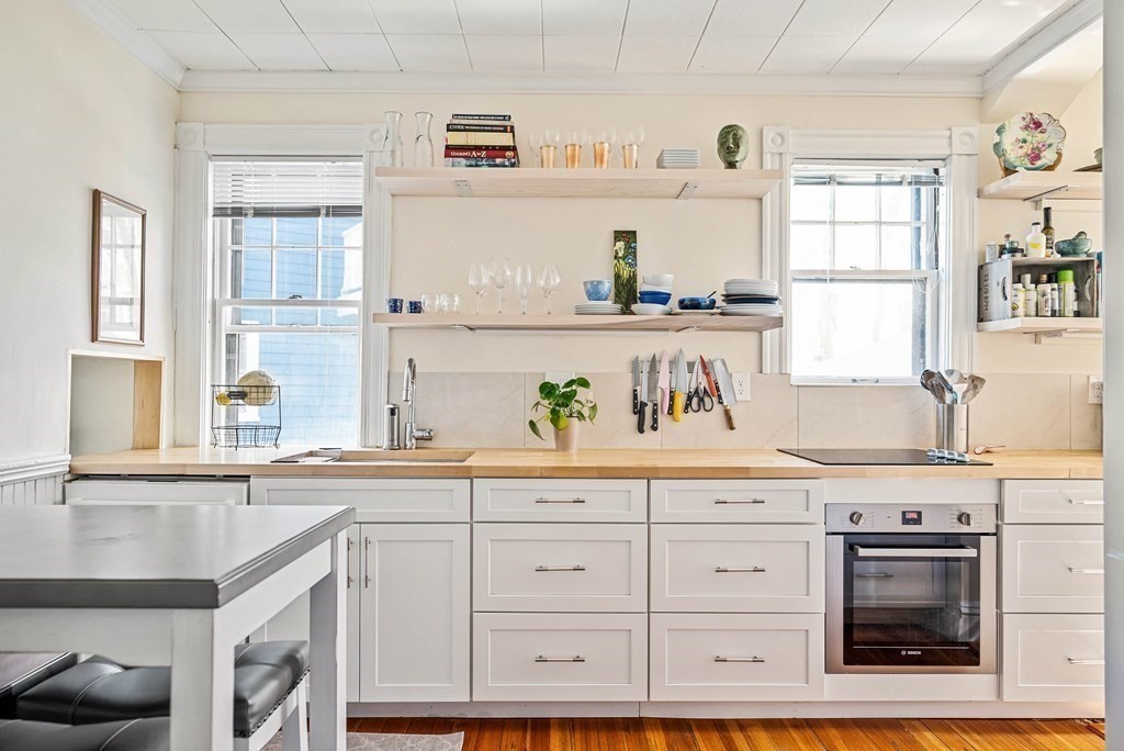 19 Rindgefield Street Cambridge, MA 02140 - Photo 4 of 22