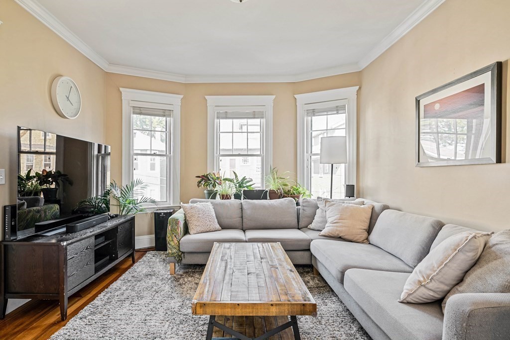 19 Rindgefield Street Cambridge, MA 02140 - Photo 10 of 22