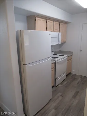 $1,500 | 555 East Silverado Ranch Boulevard, Unit 2090, Las Vegas, NV 89183